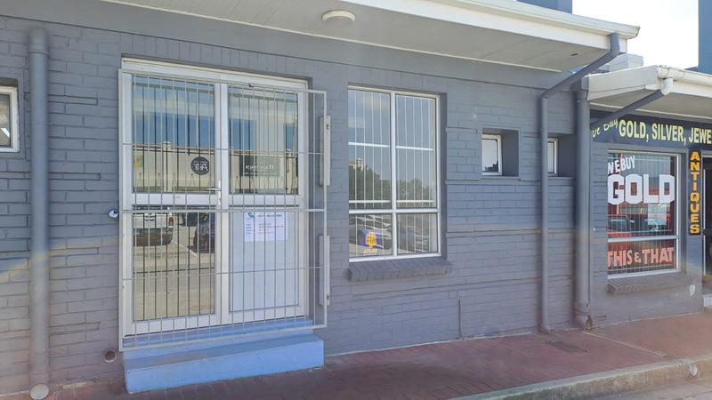 To Let commercial Property for Rent in Newton Park Eastern Cape